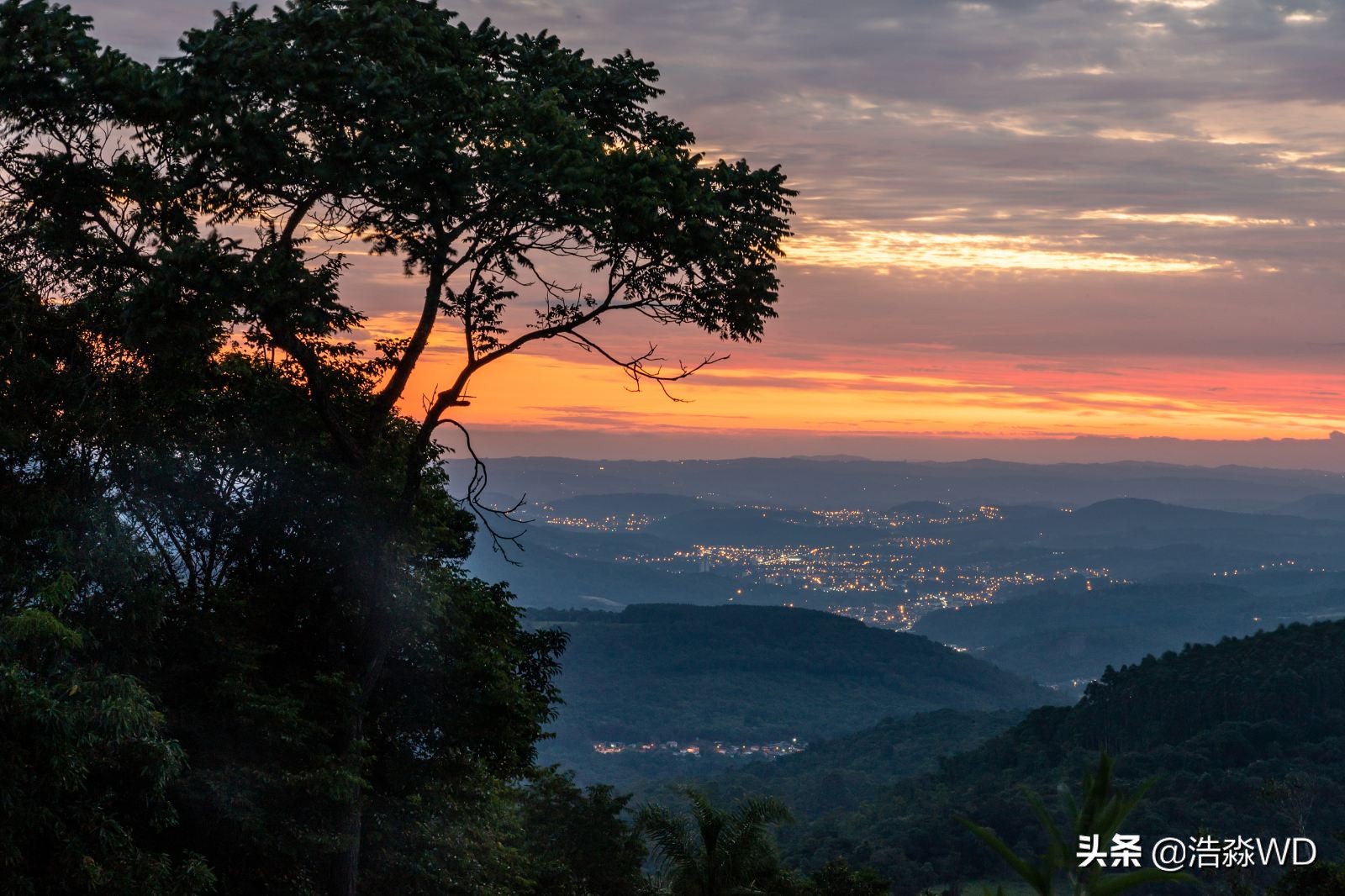 圣泉山人文举萃〔八章〕