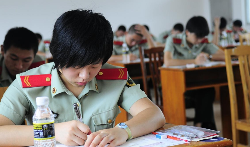 高三当兵和大一当兵，有很大的差距，现在了解以免以后走弯路