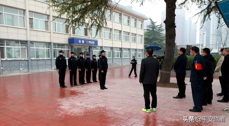 【平安建设】“警营开放日”尽展临渭特警风采