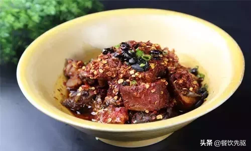 越土越受顾客欢迎的朴实湘菜制作