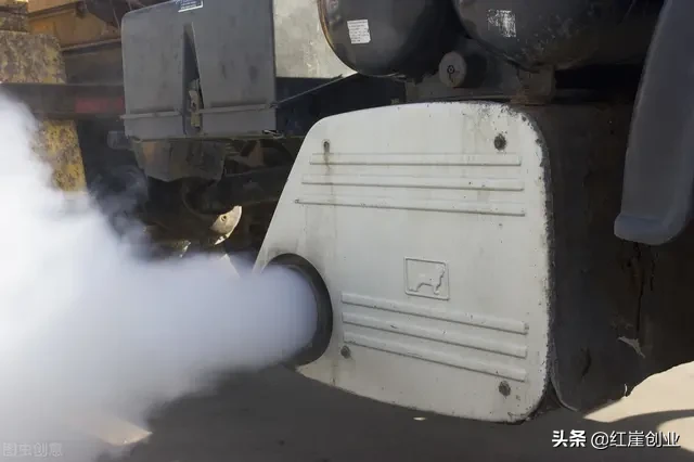 汽车废旧排气管价值七千,还说他不暴利吗?
