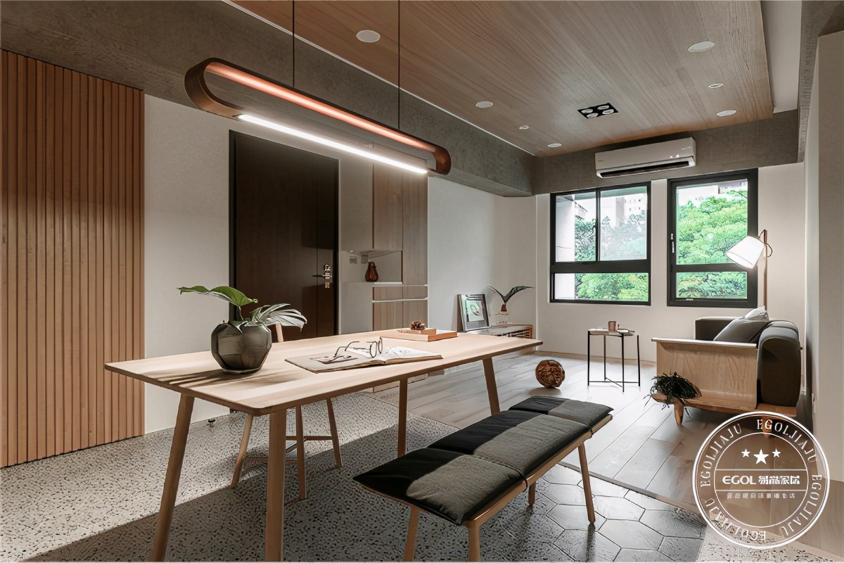 开定制加盟店应该怎么做？新手加盟宝典