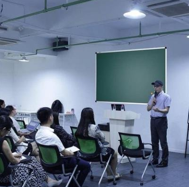 小几万的公务员“培训班”，真的有用吗？听过来人怎么说