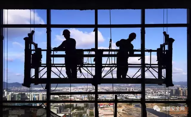 高处作业的这些防护措施你还不知道？（附：高处坠落应急预案）
