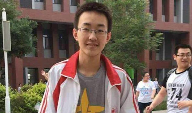 高考英语79分依然能考上985？学霸用实力证明：偏科对我没影响？