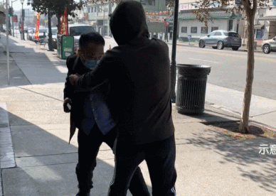 被枪指头，中国教授用功夫击退美国劫匪！做过副市长的他太硬核了