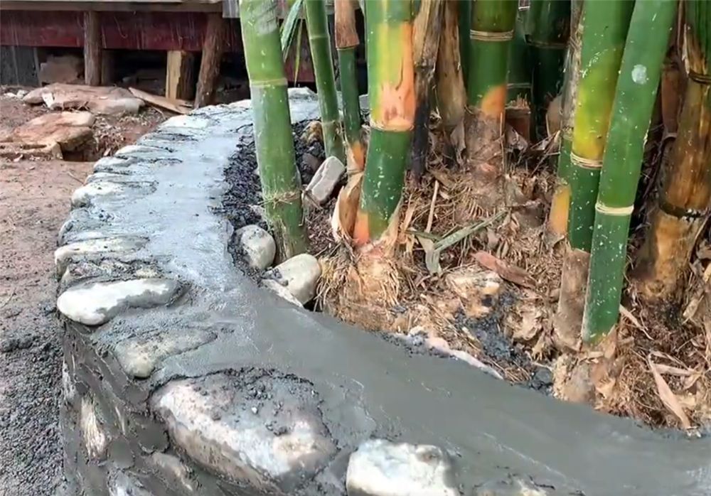 他改造荒废23年的农村小院，将废旧院子变成世外桃园，网友：向往