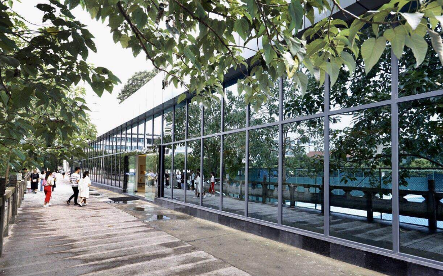 “饿死我算了”大学生不满每月1000元生活费，父亲：我当年才300