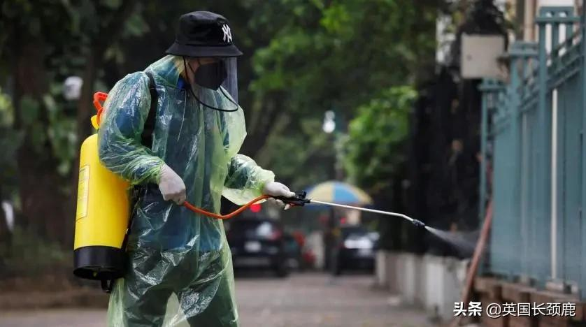 中国限航将持续至明年上半年！今日百万英国学生重返校园