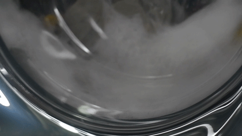 亿万气泡超强去污技术，小天鹅超微净泡水魔方洗烘一体洗衣机体验