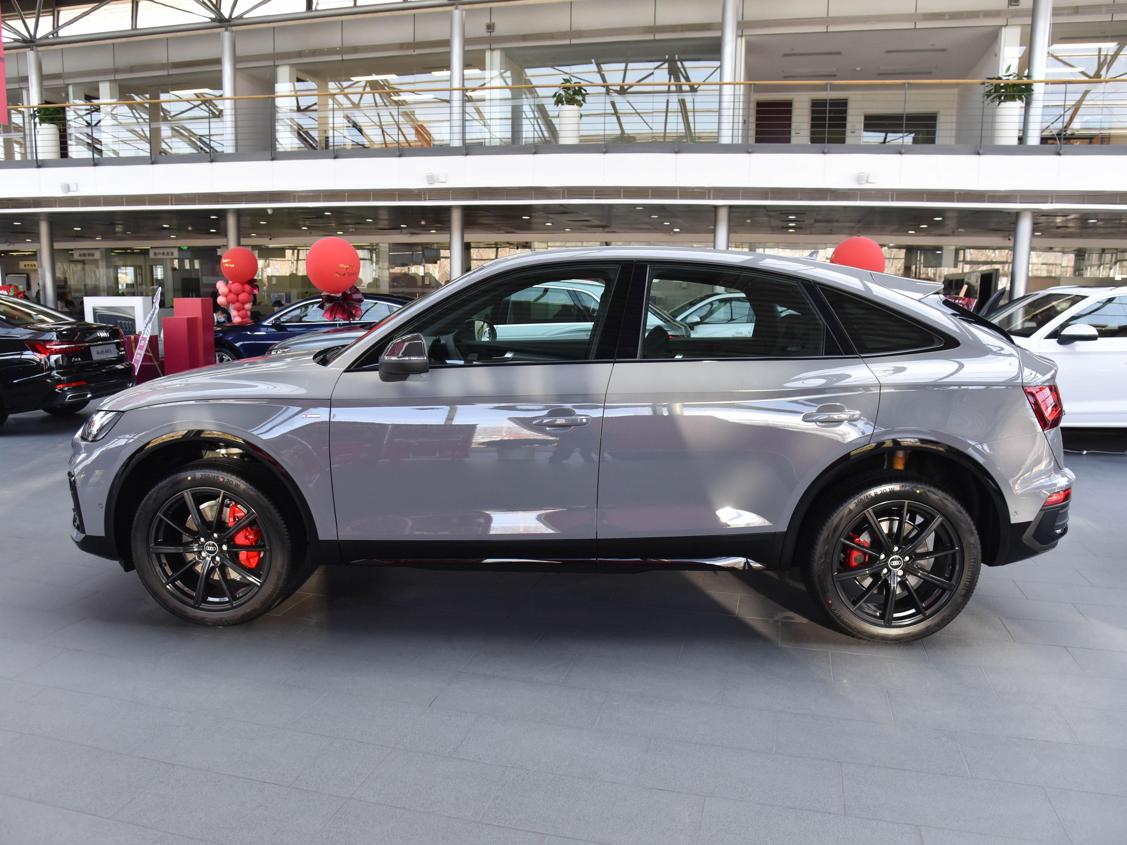 竟然比Q5L还实用？轴距2米9，实拍奥迪Q5L Sportback
