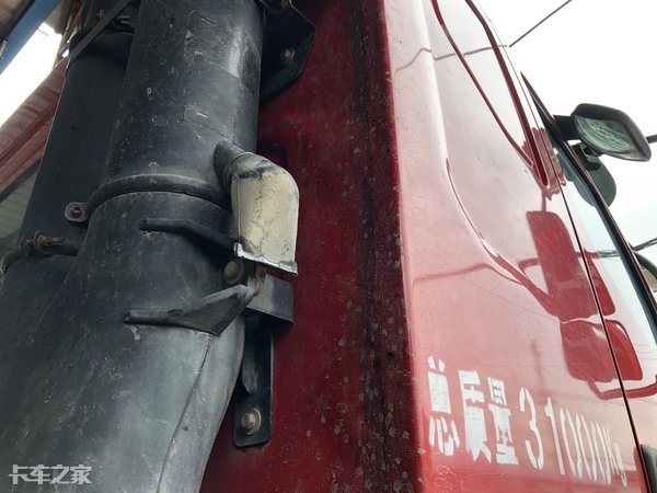 改轻量化货厢，换中置双顶液压缸，这台二手乘龙H5自卸车焕然一新