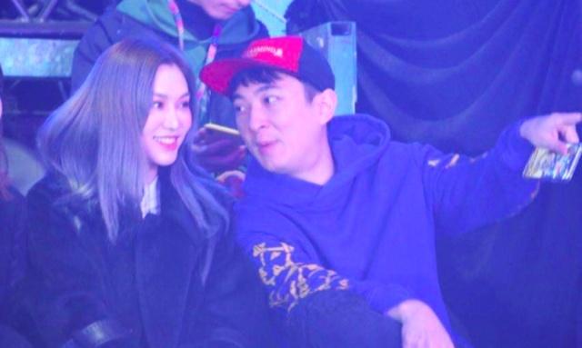 王思聪的风流情史，靠金钱征服了15个女人，如今却沦为了爱情舔狗