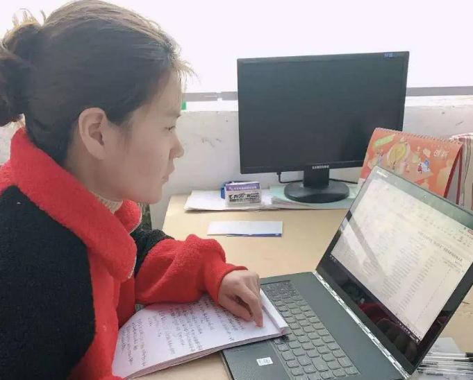 辅导员催学生签“三方协议”，大学生别乱签，已经有不少人吃亏