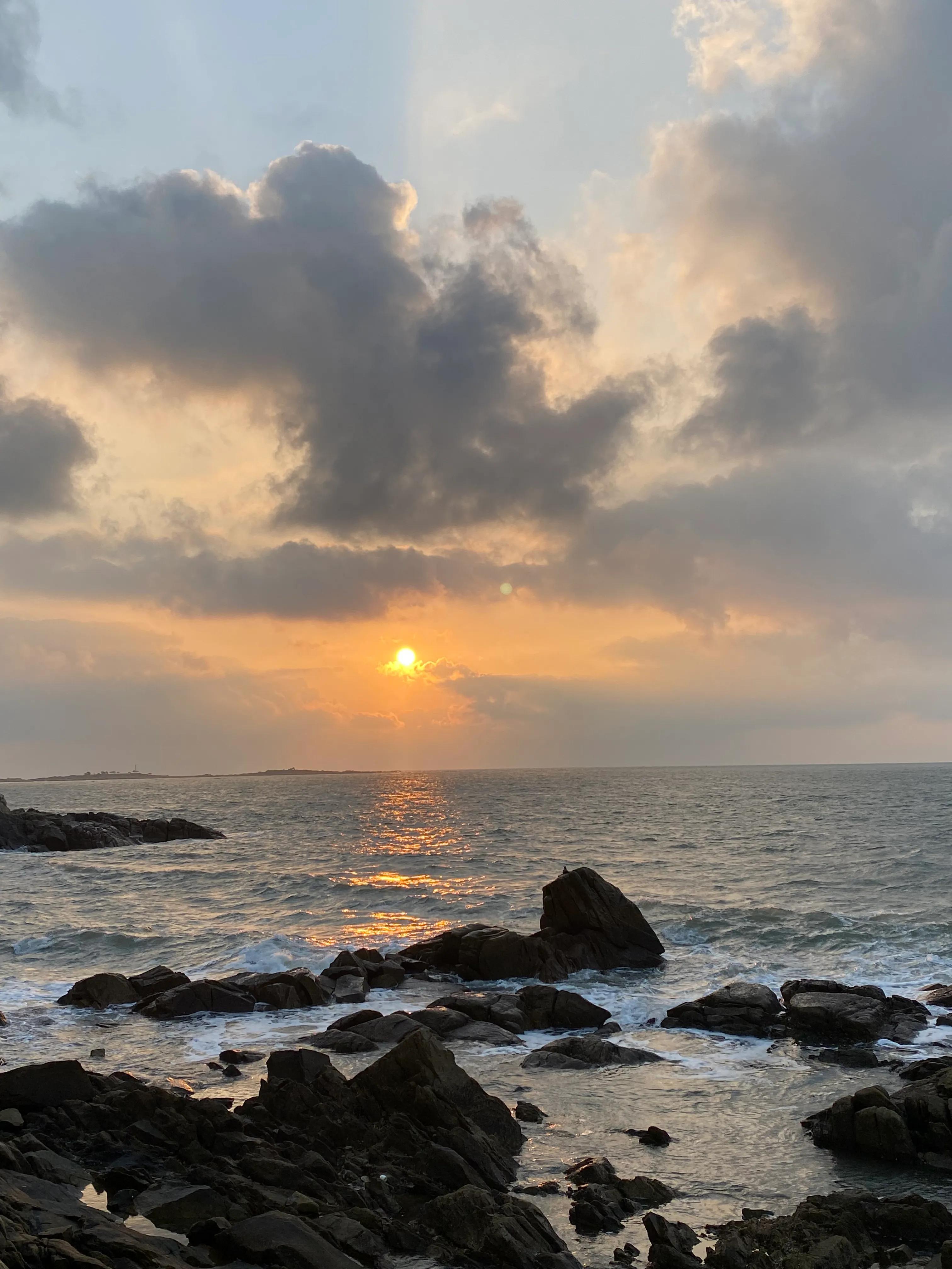 清晨海边的感慨