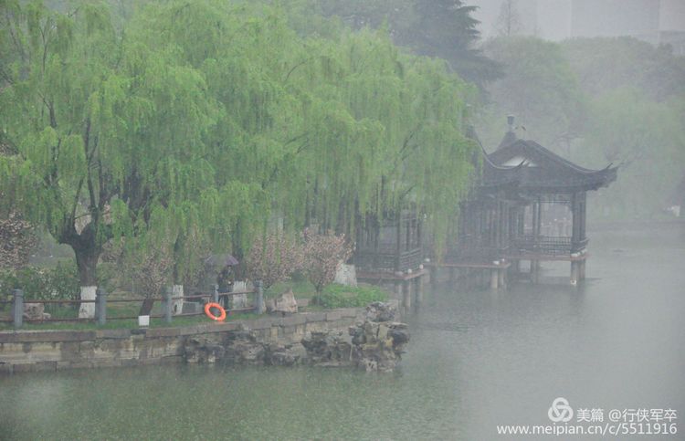 莫愁湖——粉黛江山，留得半湖烟雨；王侯事业，都如一局棋枰