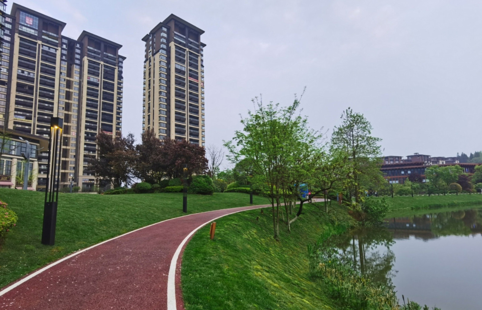 70分以上！贵阳一、二、三梯队楼盘：观山湖、贵安、老城都有