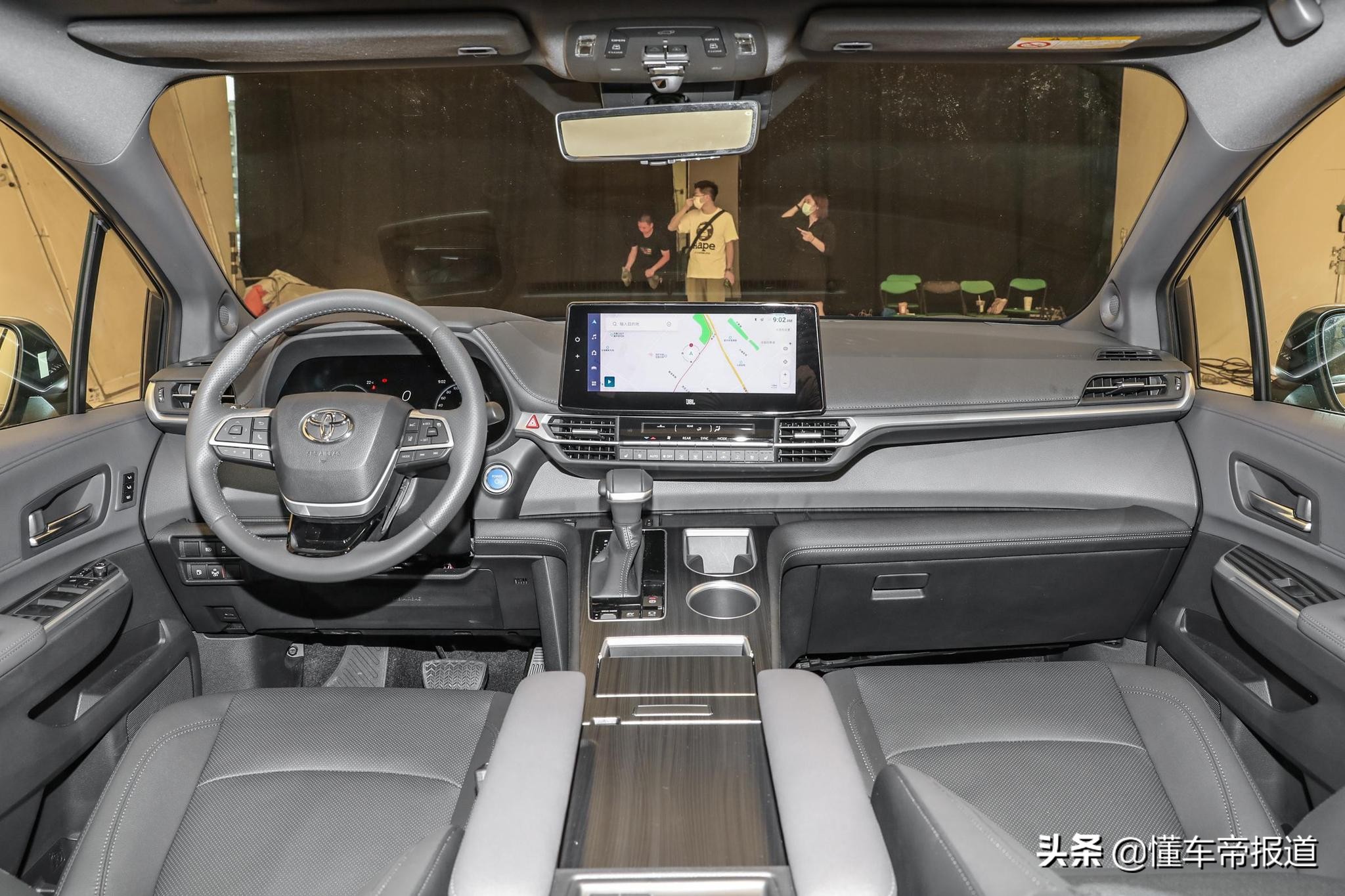 新车 | 定了！广汽丰田赛那有望10月27日上市，等它还是选GL8？