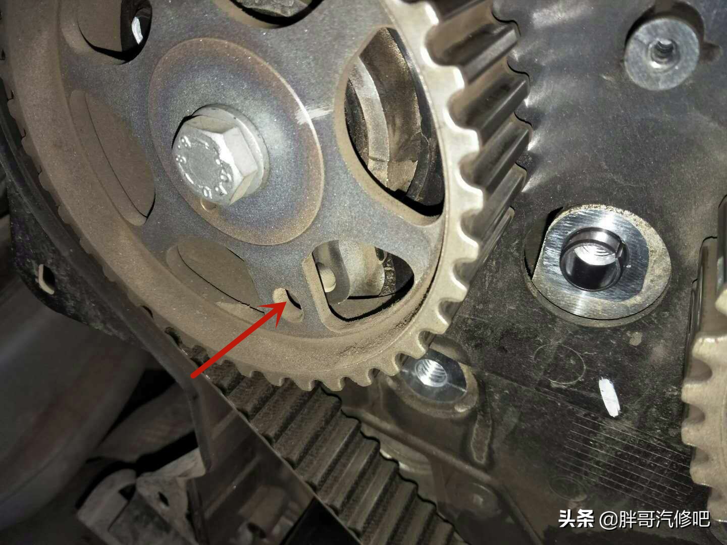 10万公里的车该如何保养？检查不是走马观花，保养不只是换机油