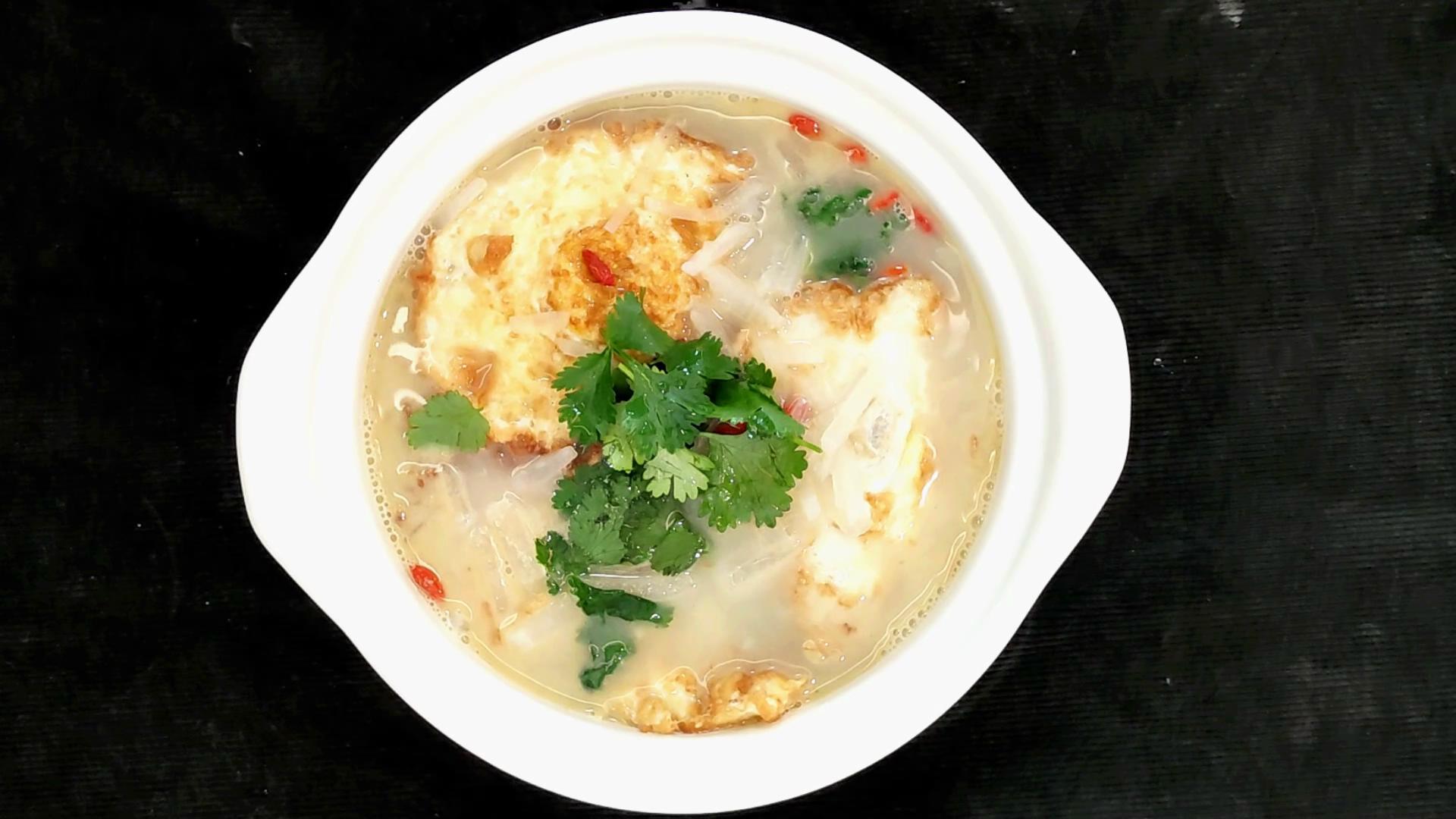鸡蛋和白萝卜这样做汤最好喝(白萝卜和鸡蛋怎么做汤)