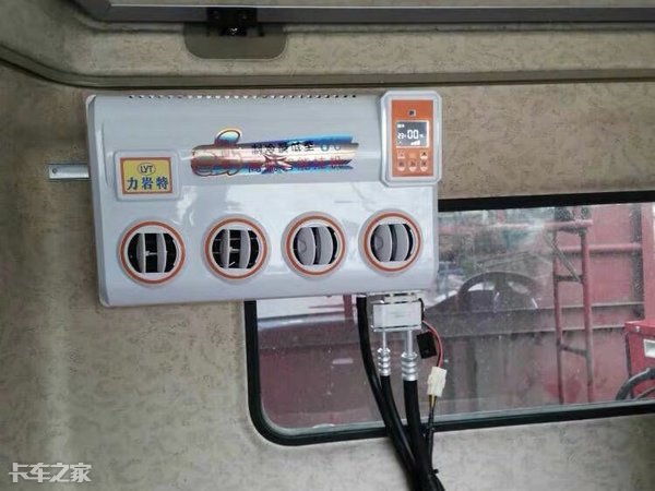 夏天驾驶室里必备3种消暑“神器”，卡友：卡车原厂标配这么难？