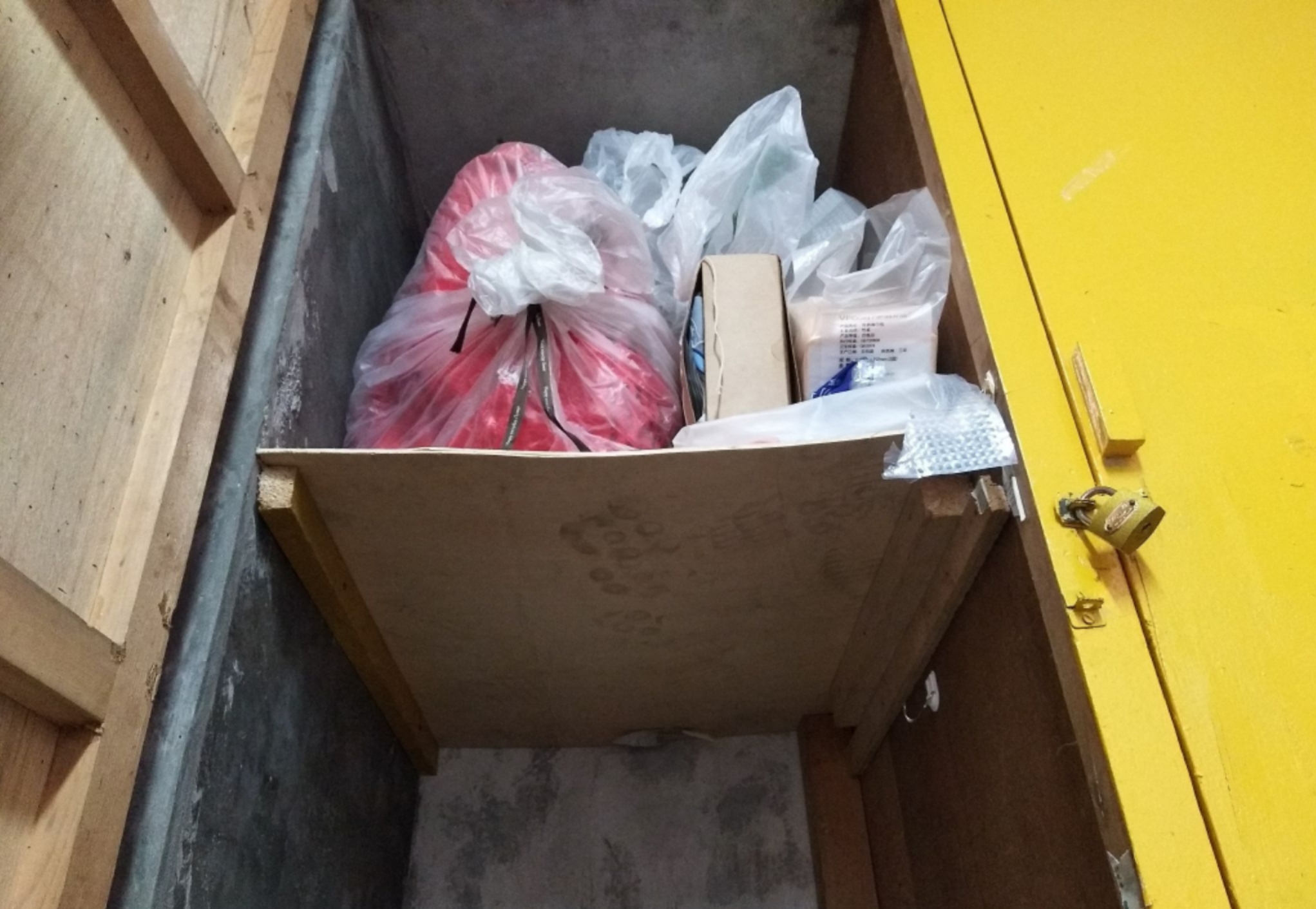 生无可恋？挑战史上最差寝室，看看有没有你的学校