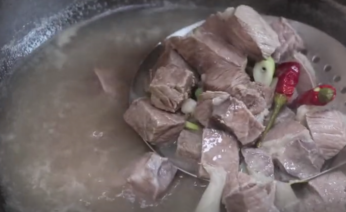 土豆燉牛肉,土豆燉牛肉家常做法