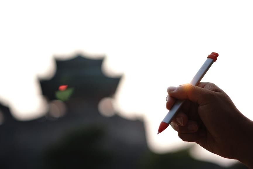 你的iPad该升级了，买后爱奇艺？罗技键笔套件让它拥有生产力