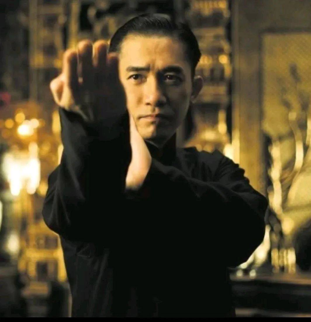 能懂周星驰的，只剩梁朝伟了