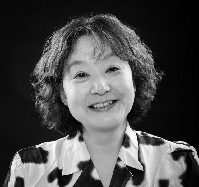 1977年北京文科女状元，当年语文考99，作文登人民日报，后来如何