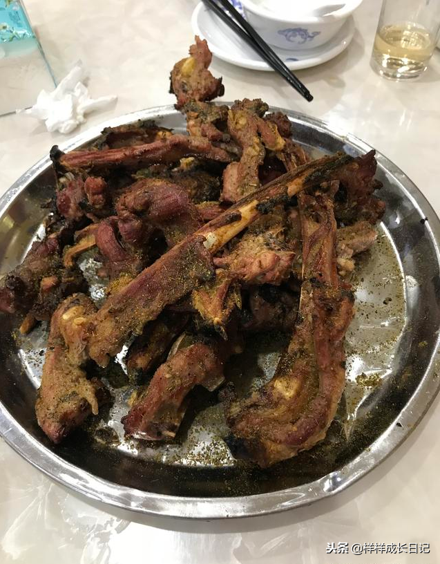 一家三口自驾去新疆，环南北疆27天15000公里，吃住行玩详细攻略