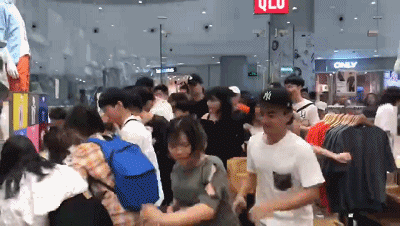 负债165亿！优衣库在中国最大的对手，被彻底吊打了？