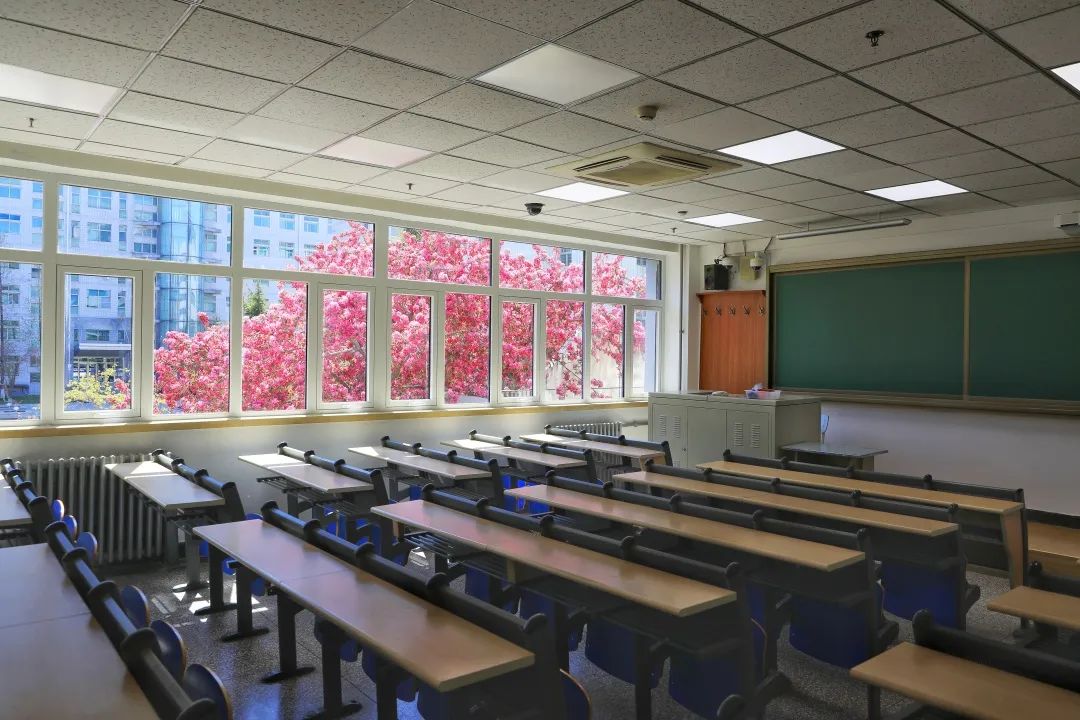 北京这所高校：坐拥8大校区，培养20余万优秀人才，校名还有双重含义！