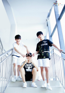 TFBOYS没有七年之痒，周年线上付费演唱会，人数破世界纪录