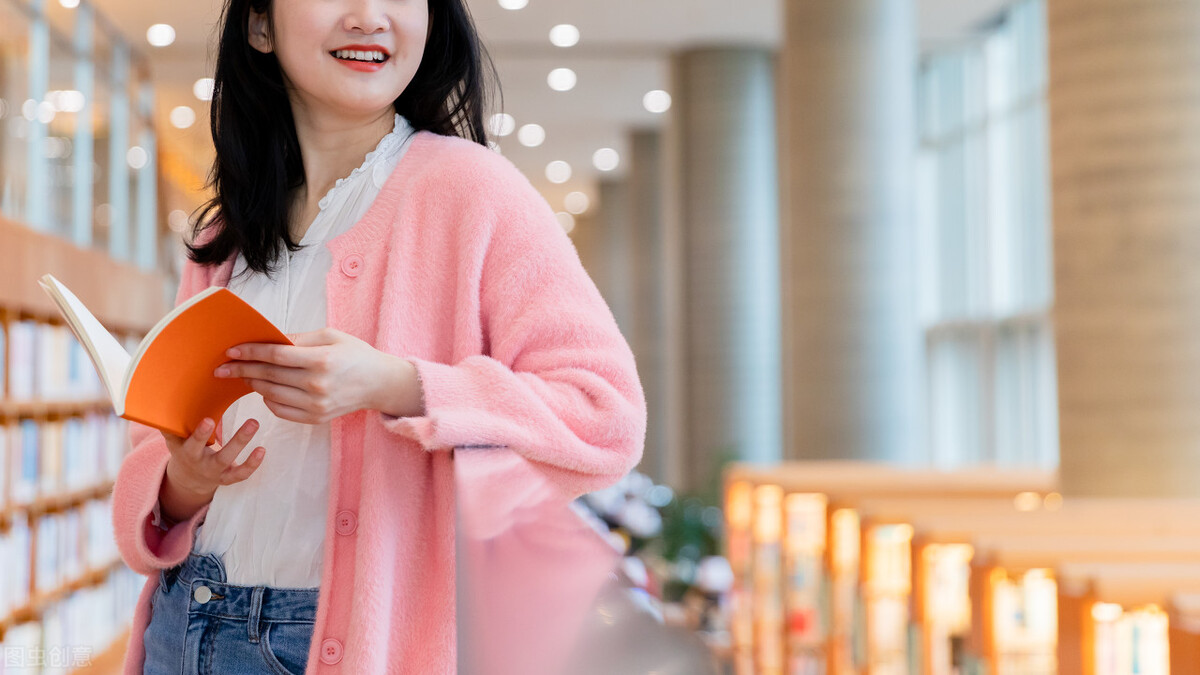 14岁辍学，看着工友因矿难丧命，他选择靠读书改变命运，逆袭教授