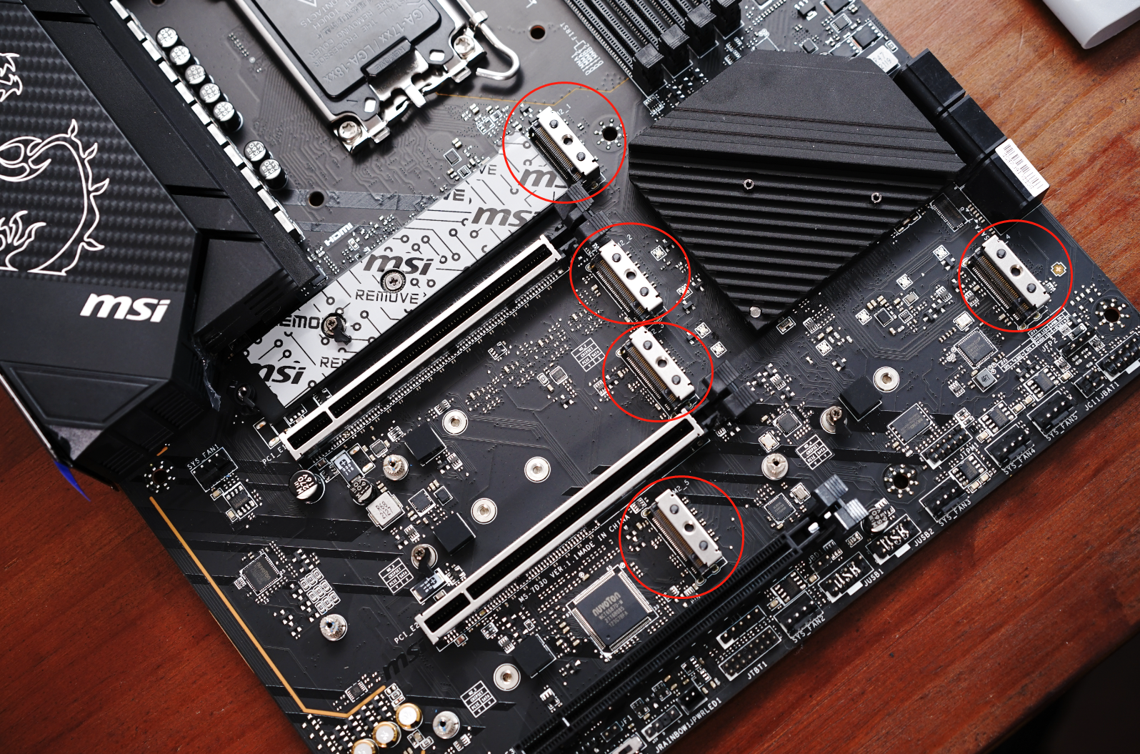 intel酷睿12代首发“座驾”来了！微星Z690 CARBON WIFI抢先开箱