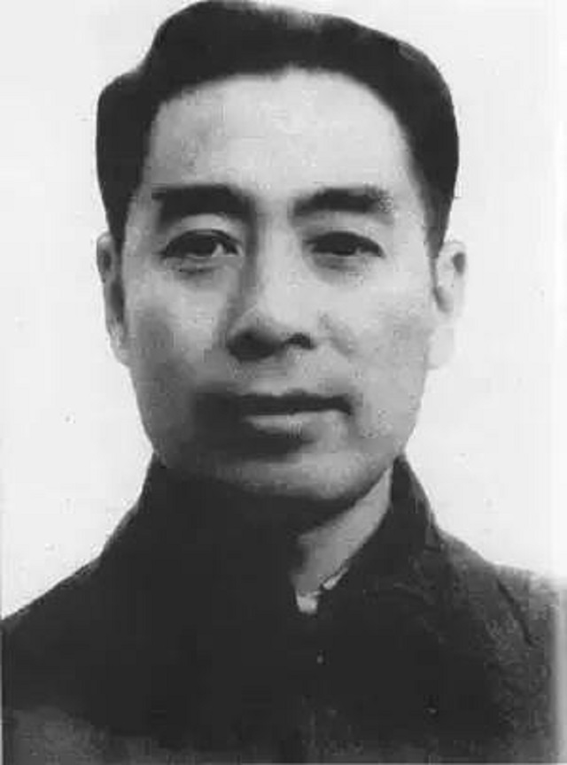 1945年重庆谈判，周总理秘书被枪杀，蒋介石花8小时找到凶手