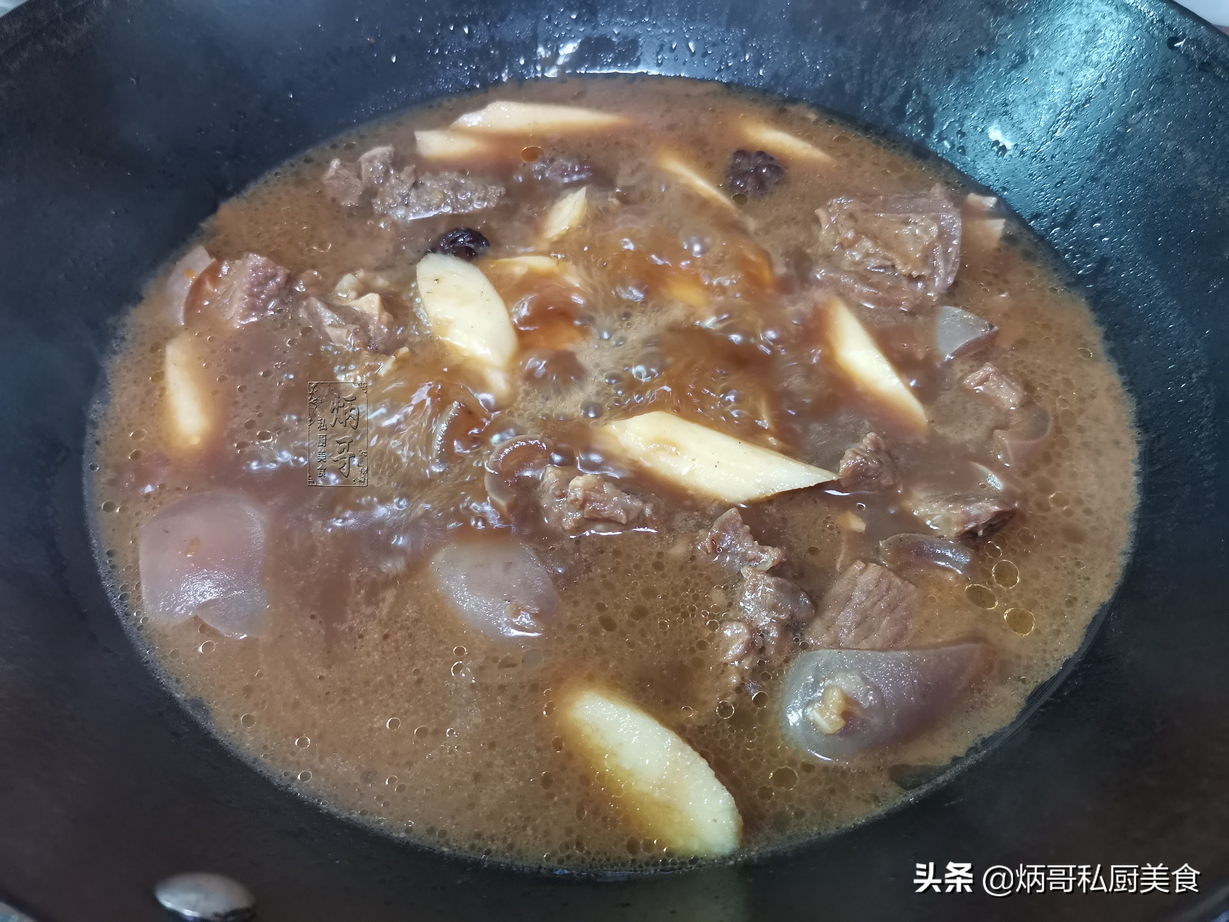 山药炖牛肉的做法(山药和牛肉是天生一对，上锅煮一煮，暖胃养胃，驱寒气冬季好过冬)