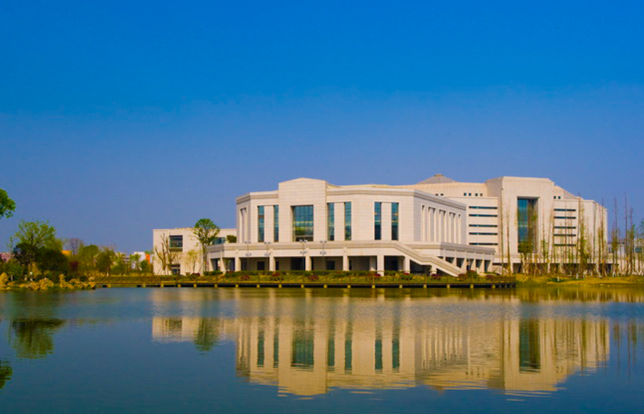 2021年各高校暑假时间确定，最长假期77天，家长直言直接放寒假吧