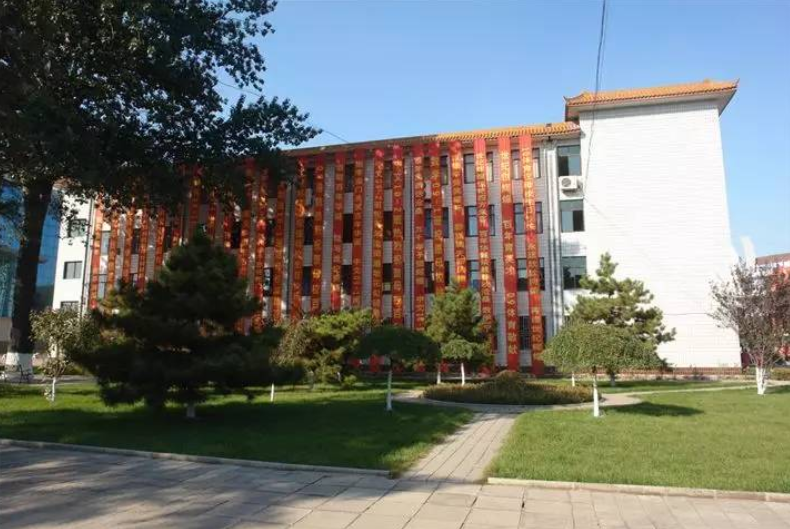 适合二本压线生的4所师范大学，容易被录取，考上的机会比较大