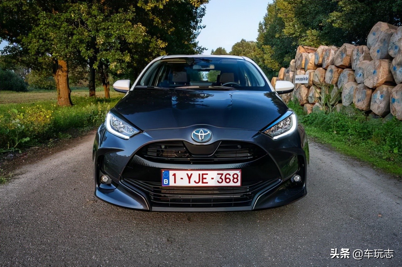 试驾全新丰田雅力士混合动力Yaris Hybrid：微型车的乐趣