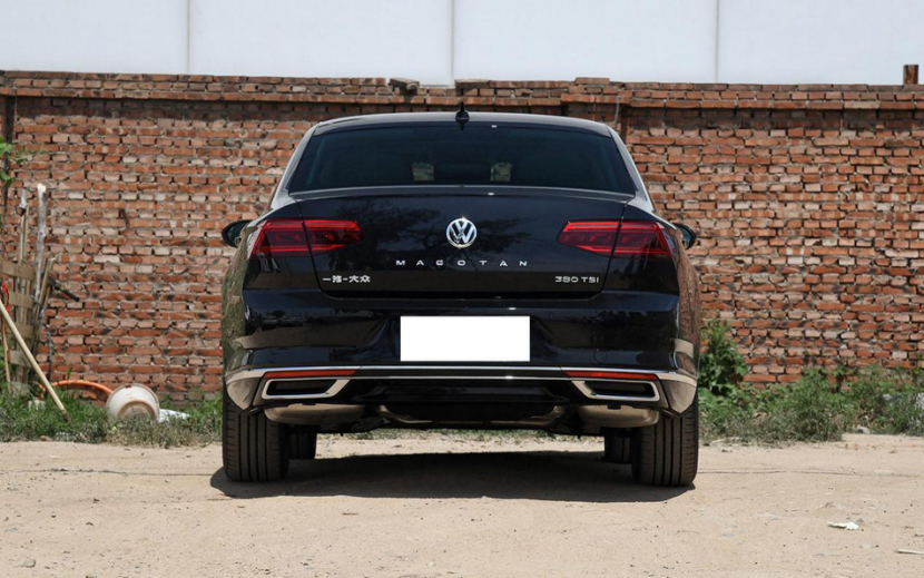 曾经的中型车销量冠军，现在优惠4-5万，大众迈腾还能买吗？