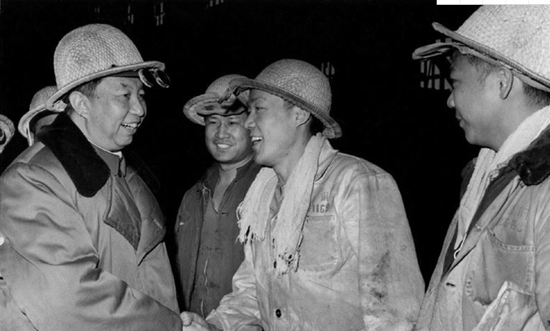 意外收到一封“意见信”，华国锋回复：破除个人迷信请从我开始