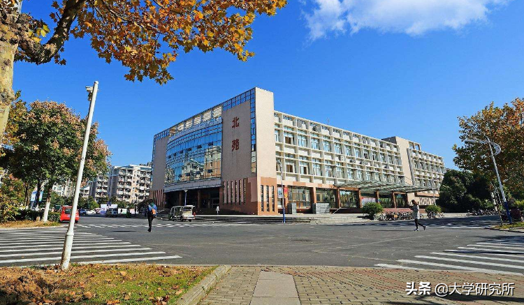 2020年19所安徽高校在皖“一本投档线”排名，合工大排第二