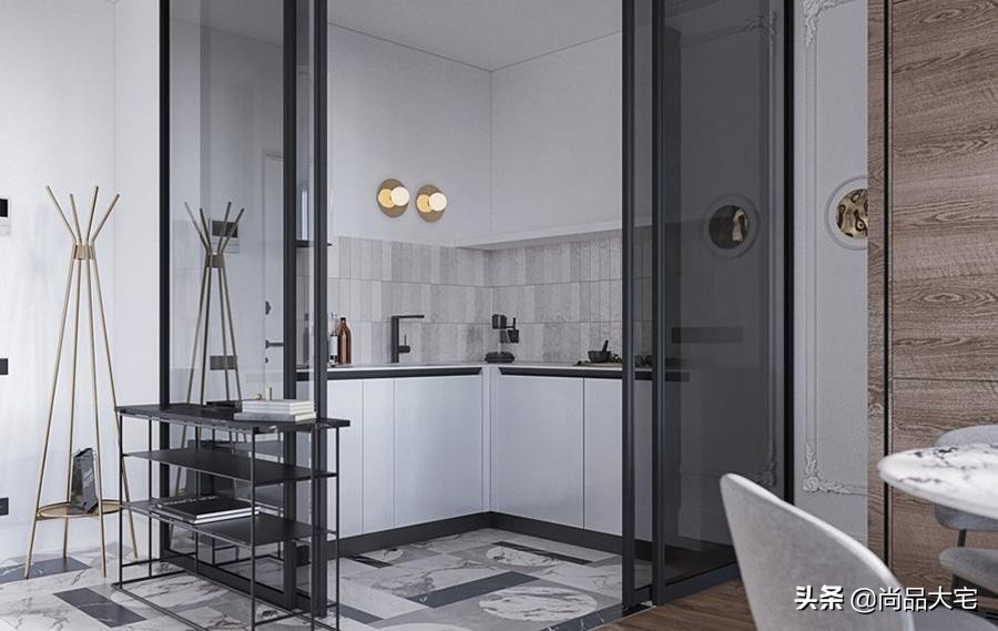 28岁女孩的38㎡公寓，既是家也是工作室，全屋大白墙宽敞大气