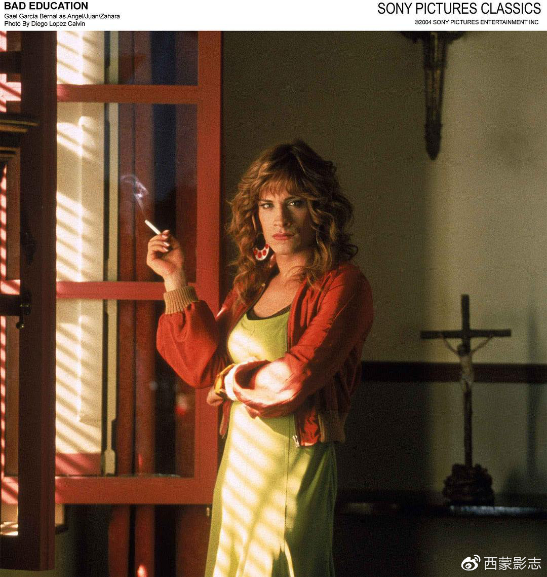 |性与欲，是毒药亦是阿莫多瓦，让西班牙纵情又迷惘｜西语佳片