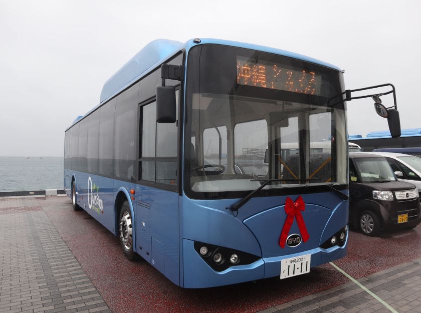 国内200万的比亚迪,美国卖800万,日本人400多万买回家为其开光