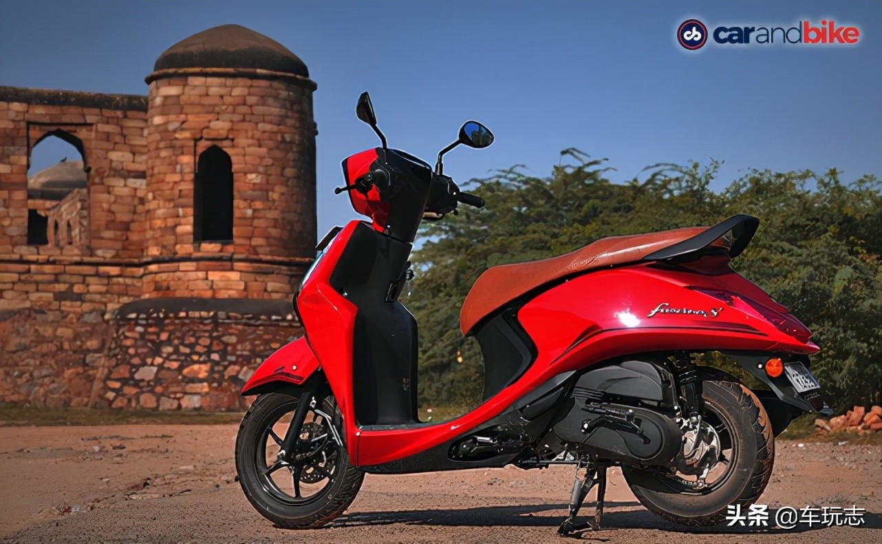 2021款雅马哈Fascino 125cc评测：混动版踏板车