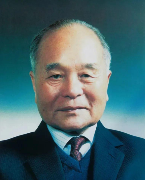 94位院士参与“主演”，拍摄横跨两个世纪，南京大学“百年巨幕”今日震撼上映！