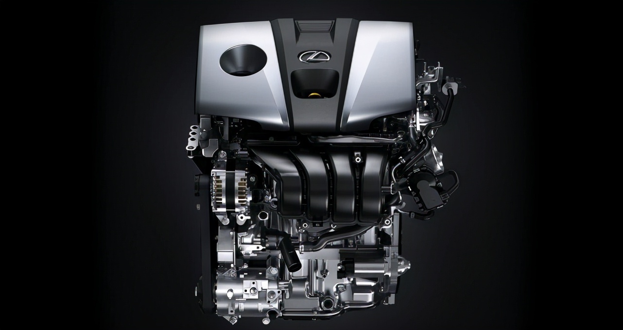 听了别难受，雷克萨斯ES根本没把宝马3系当对手